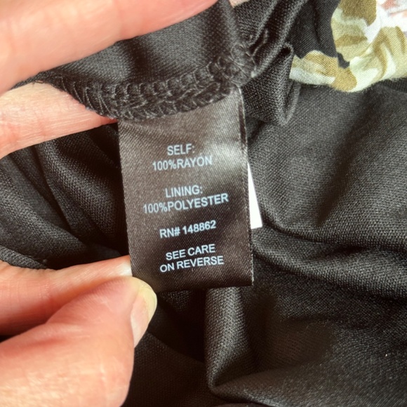 Torrid Maxi Dress with rouched top and bell like sleeves. - Picture 5 of 5